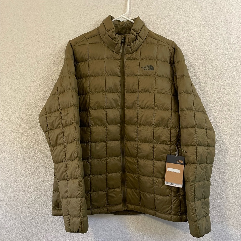NWT ThermoBall Eco Men’s Jacket Military Olive, Large (L)